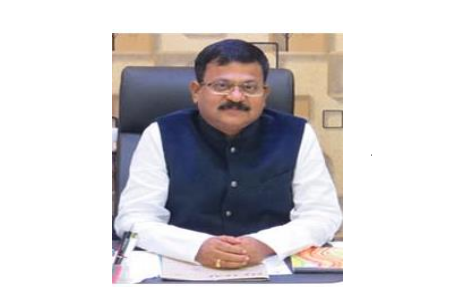 https://www.srigurutrust.org/uploads/images/pages/chairman2.png